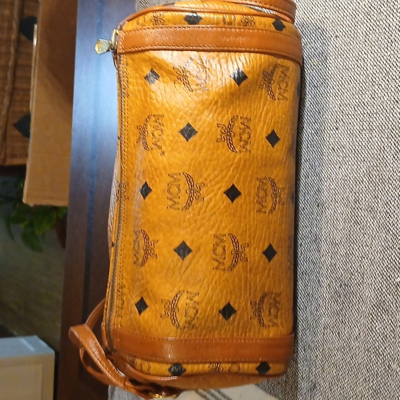 MCM Visetos Barrel Bag in Cognac - Picture 3 of 15